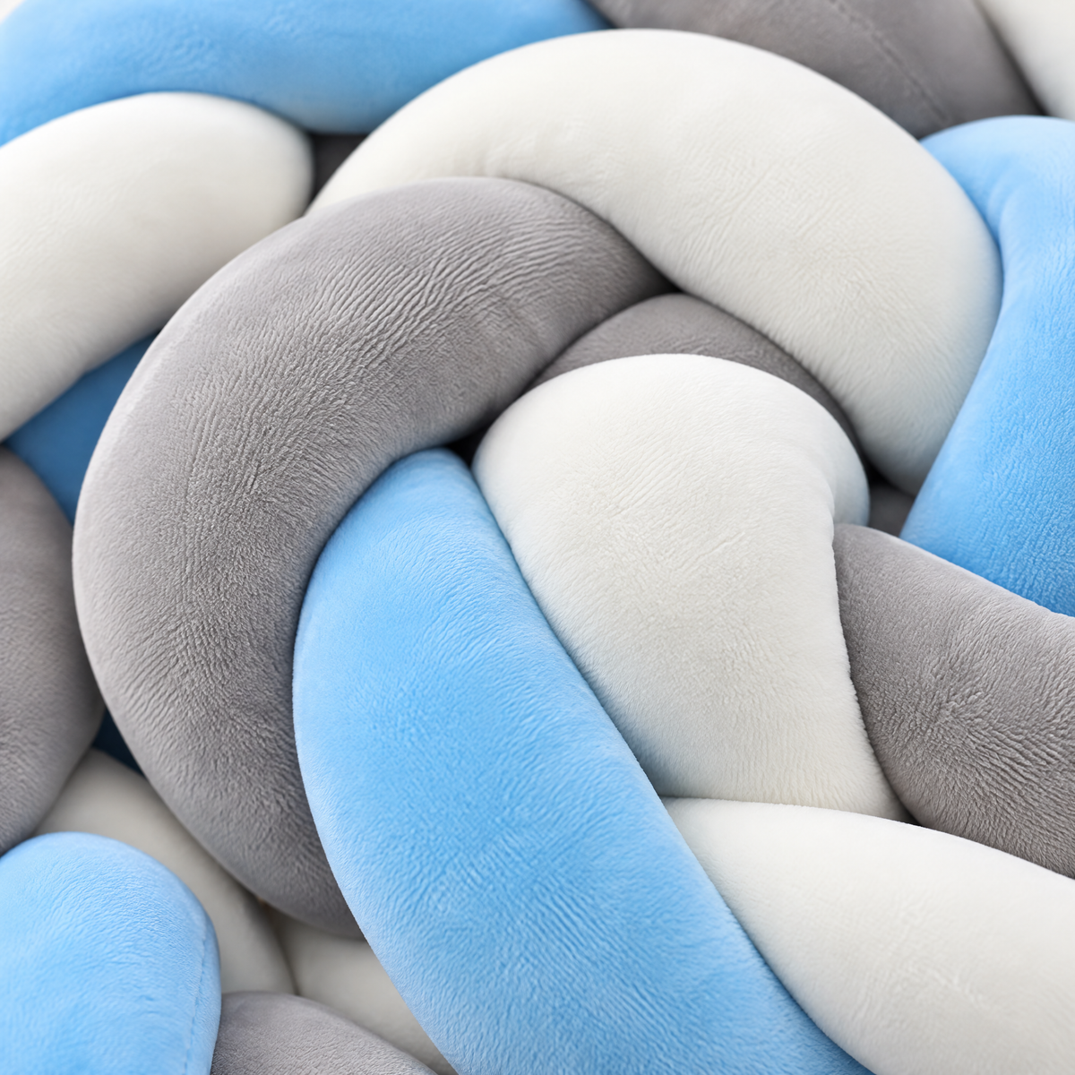 Close-up of the LoopNest braid